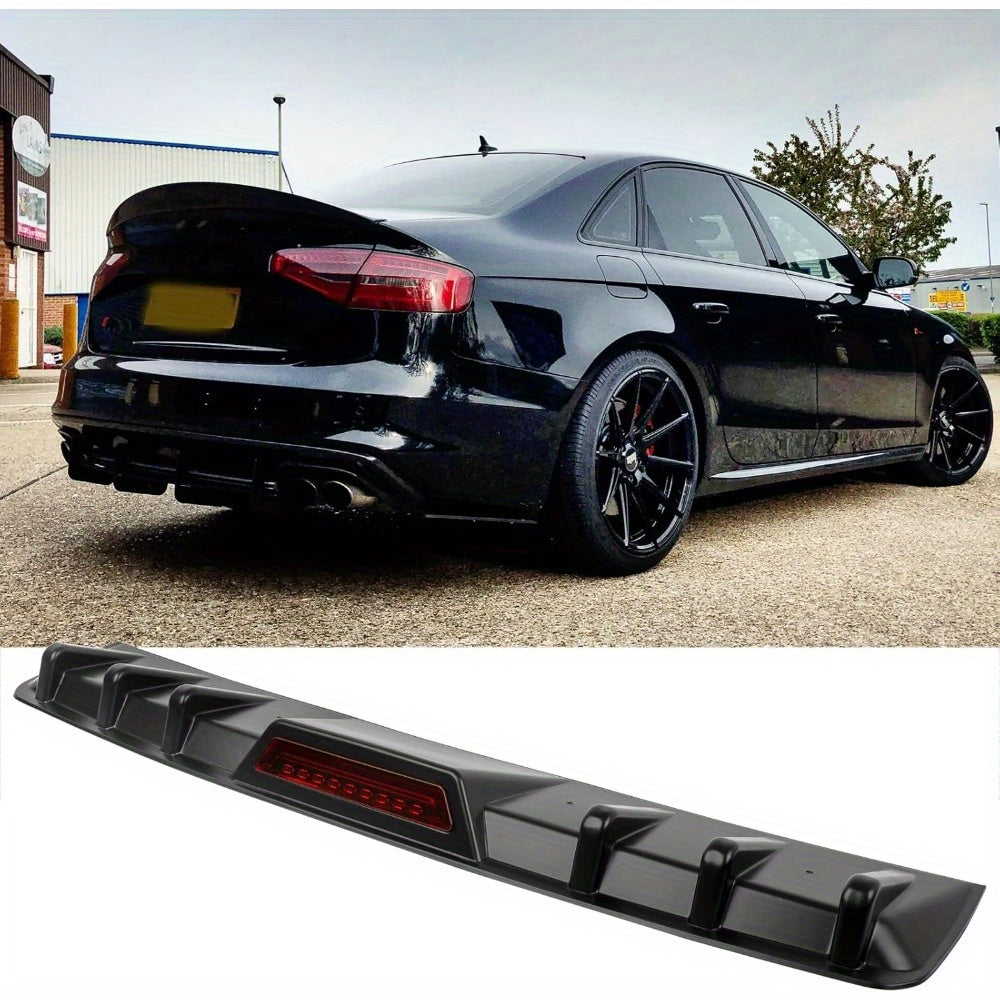 Diffuseur arrière en fibre de carbone avec aileron requin