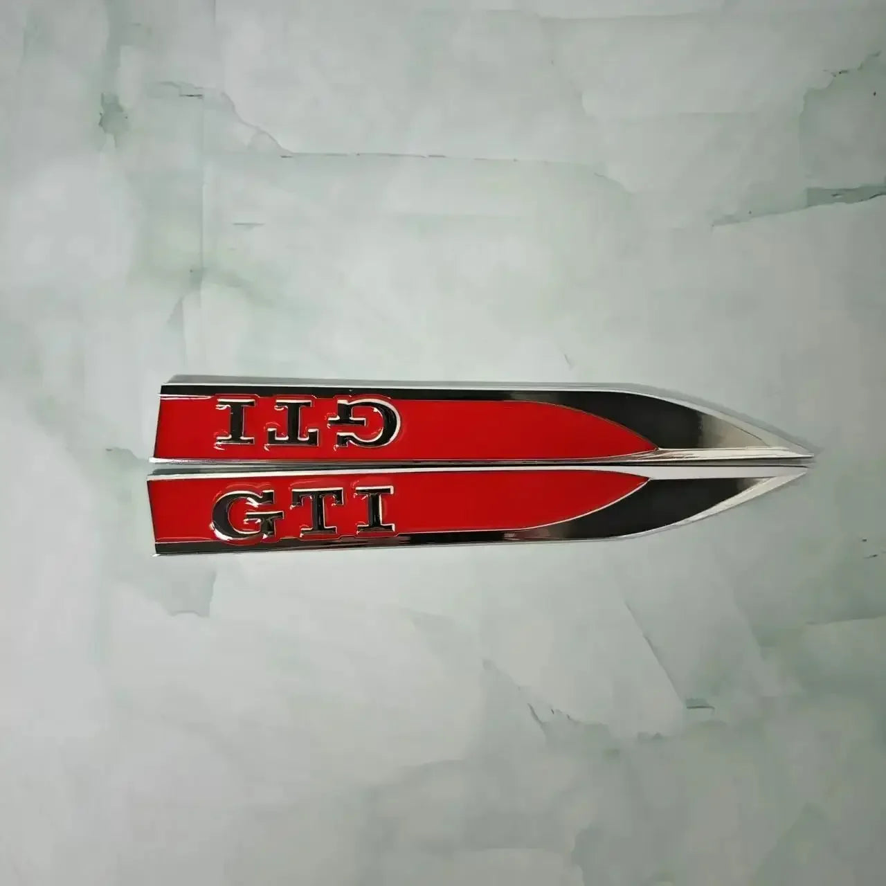 Emblèmes Métal 3D GTI pour VW Golf