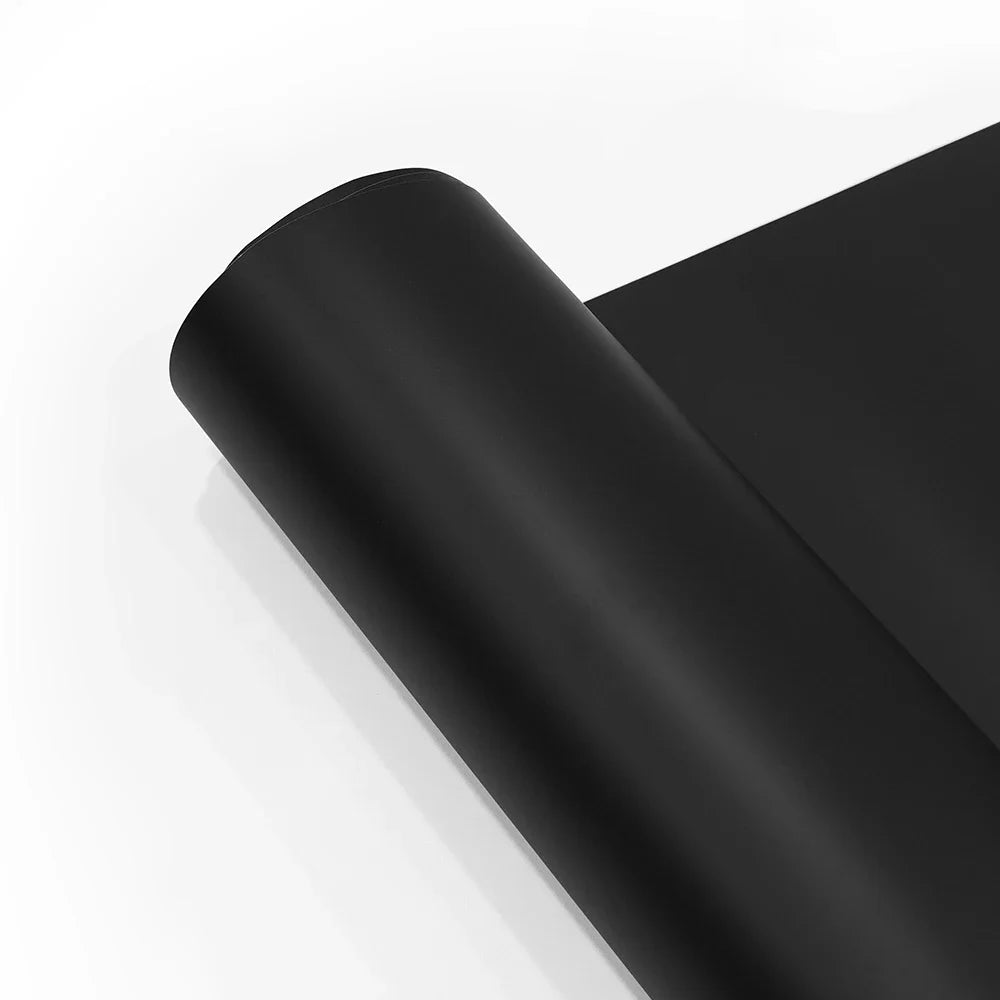 Film adhésif vinyle noir mat pour voiture