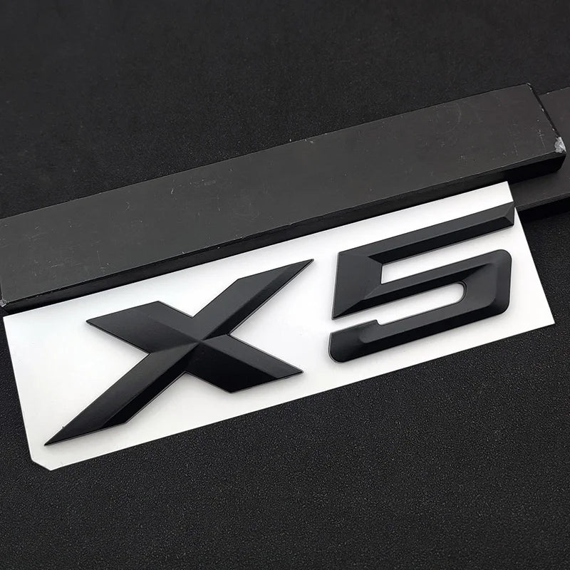 Logo Arrière BMW X5 Noir Mat 3D
