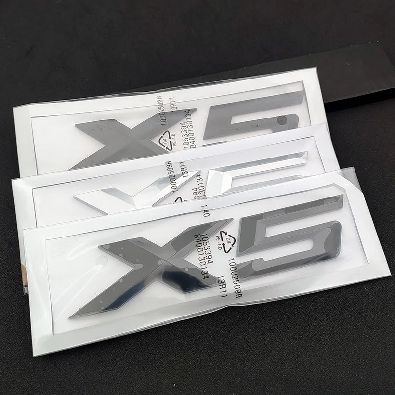 Logo Arrière BMW X5 Noir Mat 3D