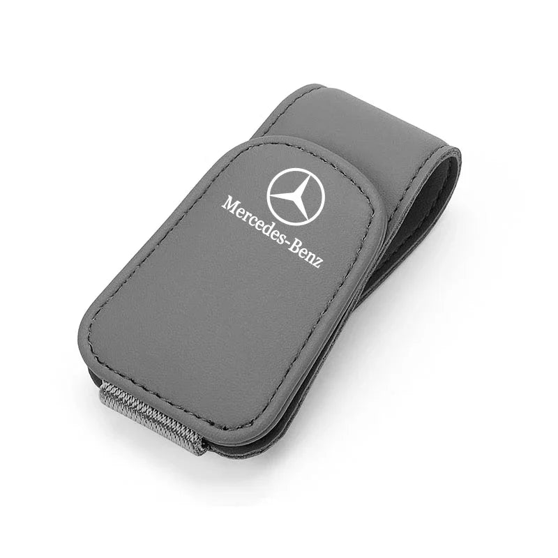 Clip pare-soleil pour lunettes et cartes