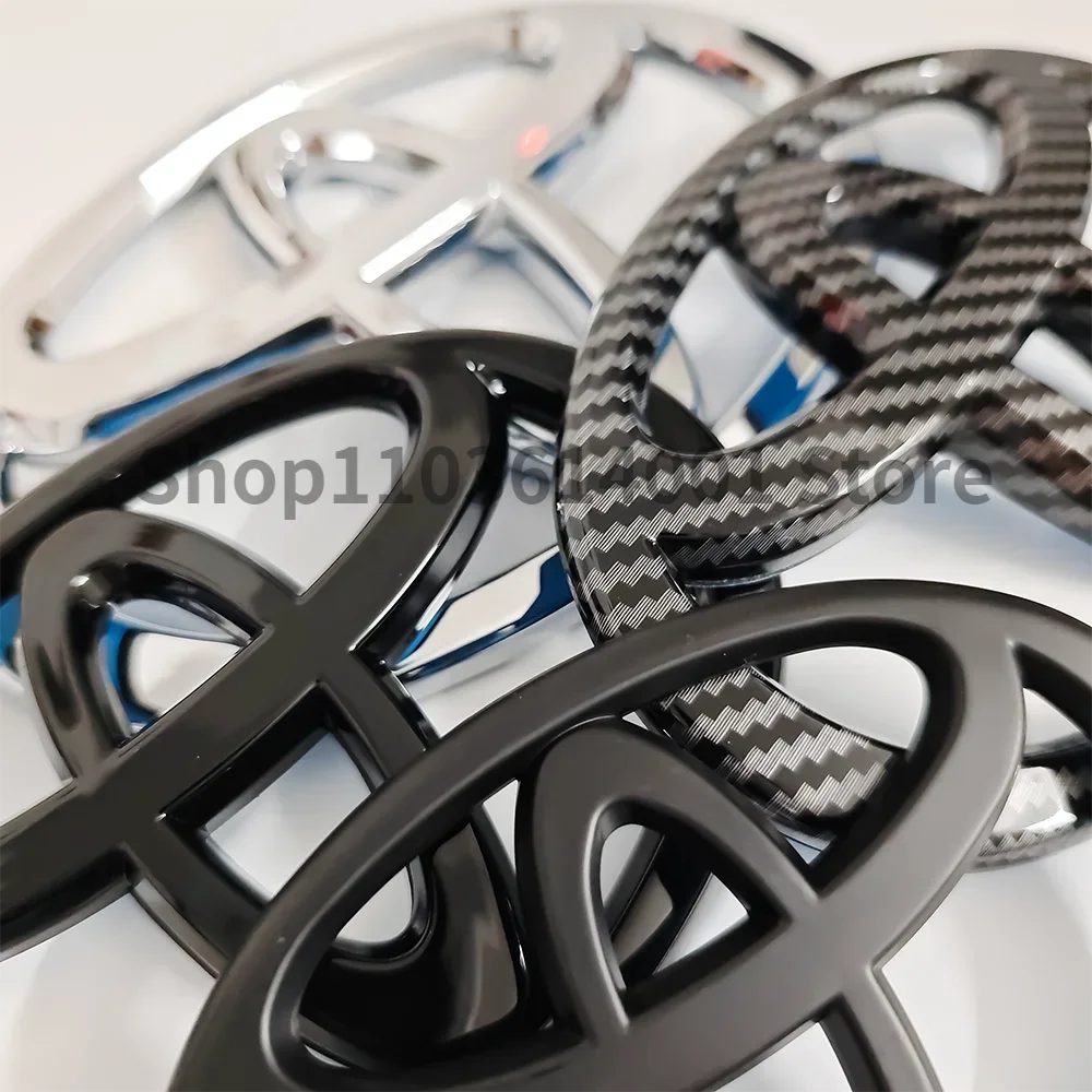 Logo avant et arrière à plusieurs modèles Toyota