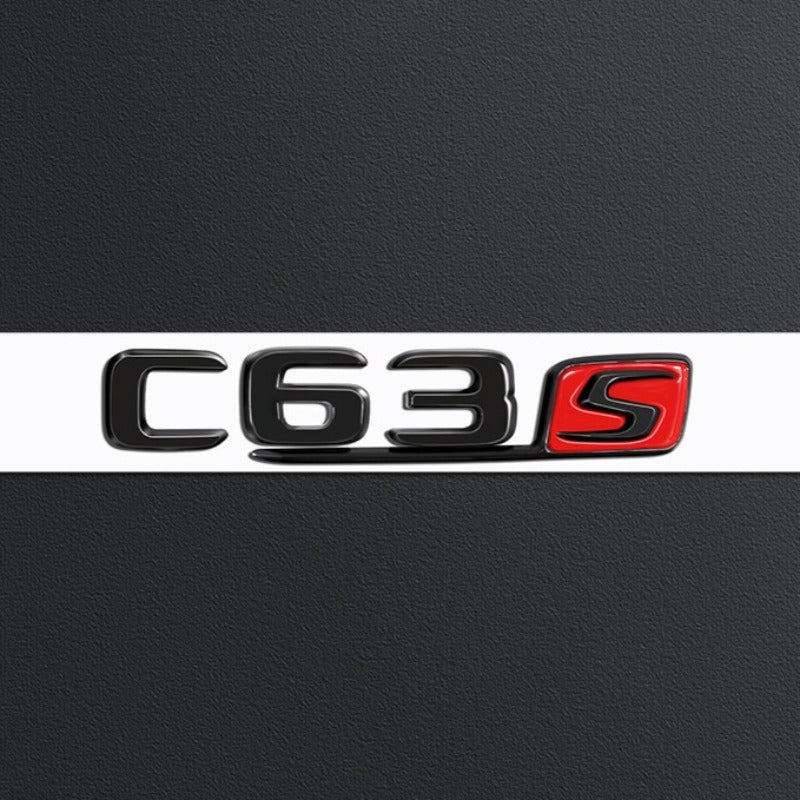 Badge de Coffre 3D ABS Noir Brillant et Rouge-Noir C63S